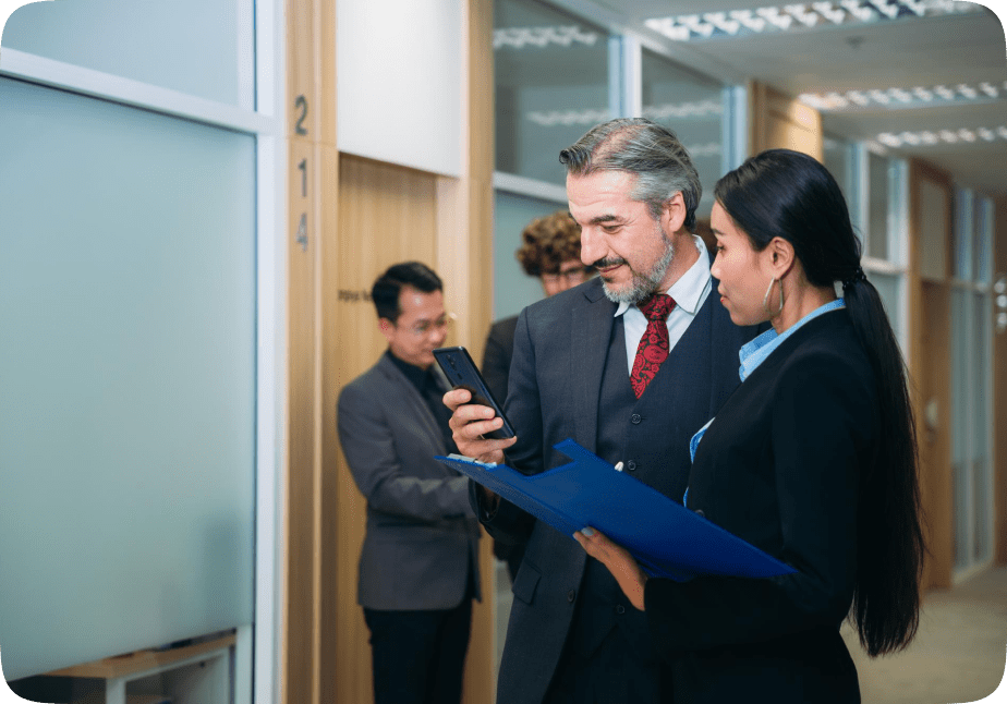 Reach CXOs of Reputed Companies with Our Reliable Chief Experience Officer List